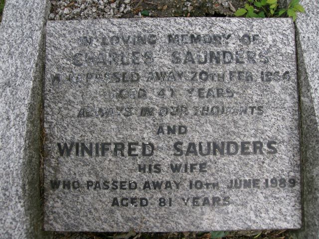 SAUNDERS
