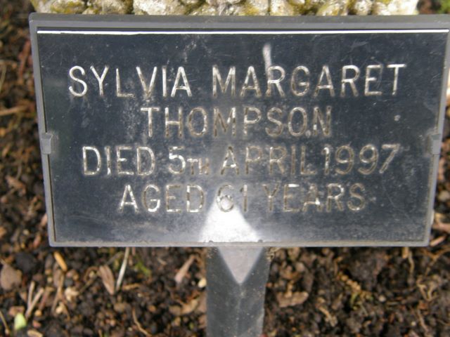 PAYNE &
THOMPSON 